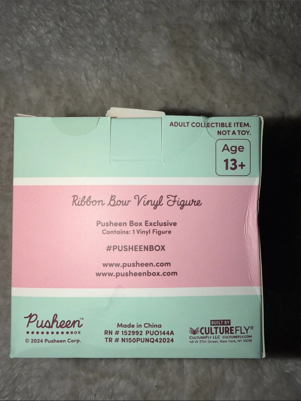 Pusheen Pink & Cream Pusheen Ribbon Bow Vinyl Figurine